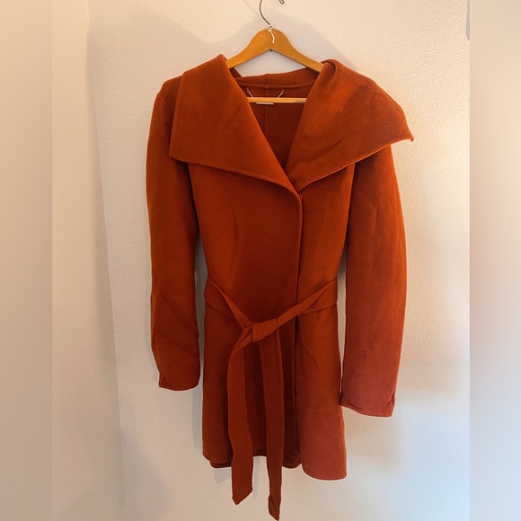 Antonio Melani women’s wool coat in burnt orange/rust - Picture 2 of 12